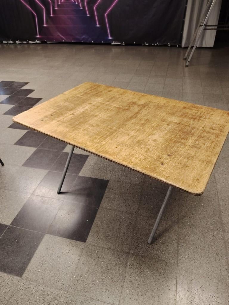 35 inklapbare party tafels, Huis en Inrichting, Tafels | Bijzettafels, Ophalen, Gebruikt, 75 cm of meer, 60 cm of meer