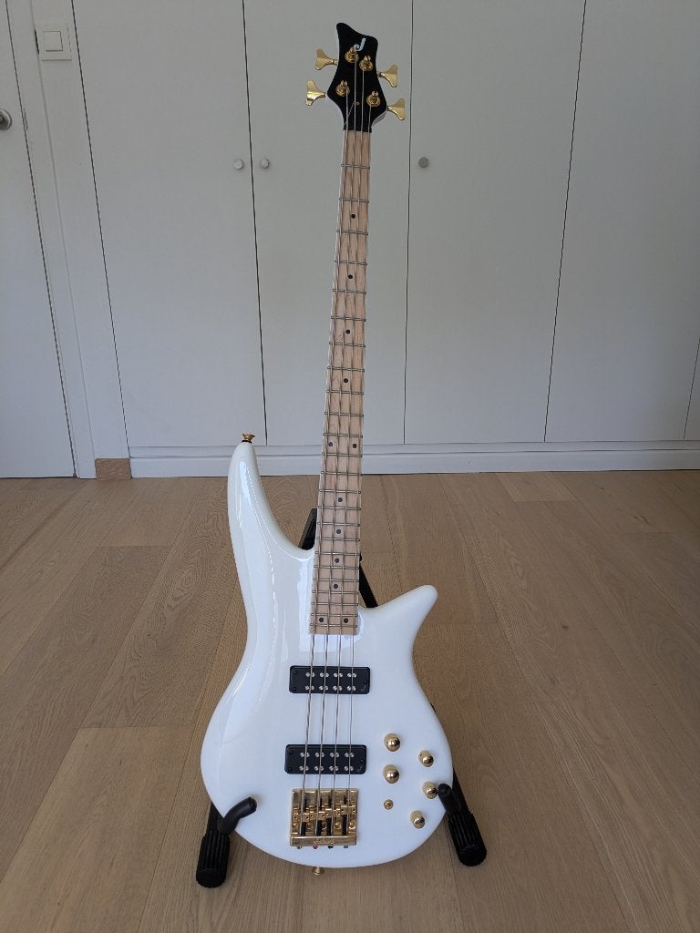 Jackson JS3 Spectra Bass - 4-snarige basgitaar, Musique & Instruments, Instruments à corde | Guitares | Basses, Enlèvement, Comme neuf