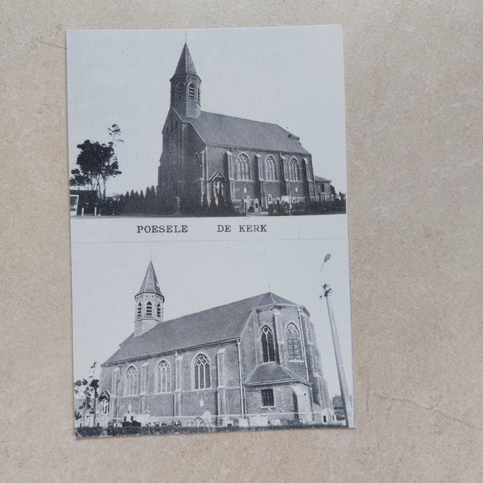 Fotokaart Poesele: de kerk, Ophalen of Verzenden