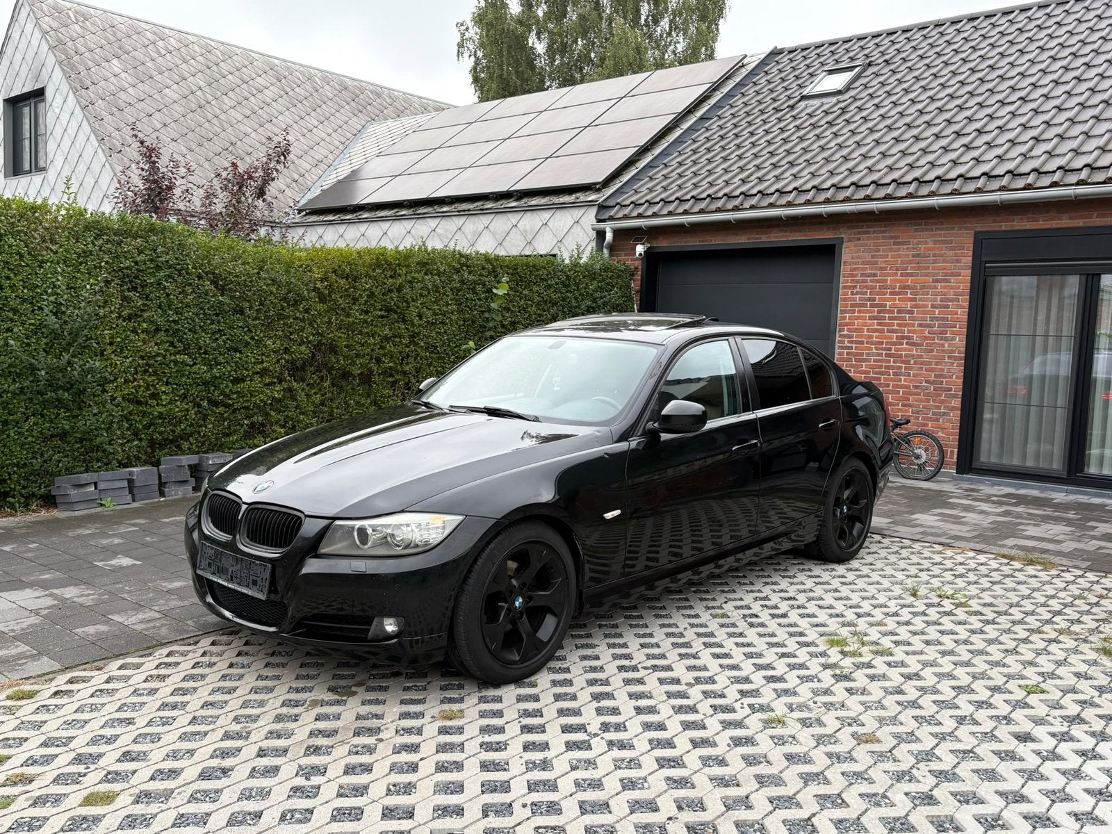 318i BMW E90 FACELIFT AUTOMAAT, Bedrijf, Te koop, Automaat, Navigatiesysteem