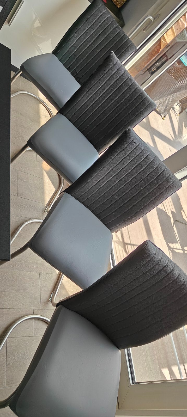 4 Stoelen H&H, Huis en Inrichting, Stoelen, Ophalen, Gebruikt, Grijs, Kunststof