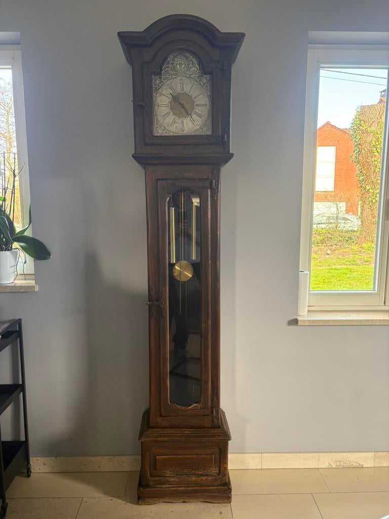 Horloge comtoise, Enlèvement