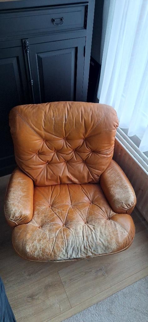 Siège en cuir patiné, Maison & Meubles, Canapés | Salons, Utilisé, Une personne, Moins de 150 cm, 75 à 100 cm, Bois, Cuir, Enlèvement