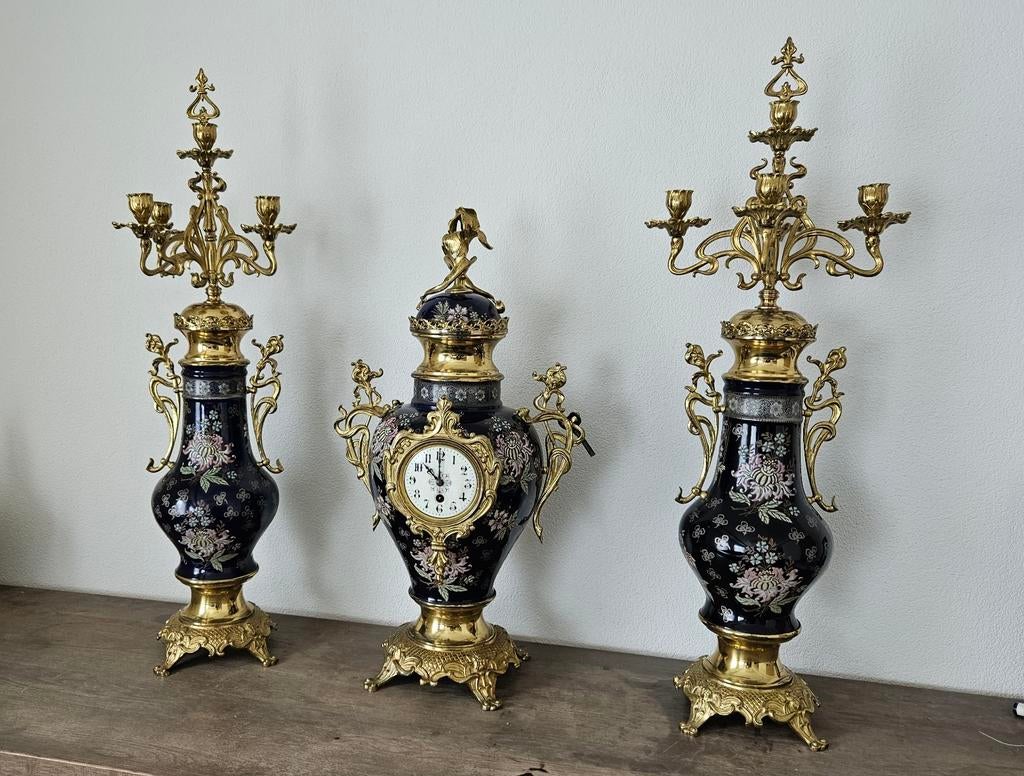 Te koop: Antieke klokkenset met kandelaars (Franse stijl), Ophalen