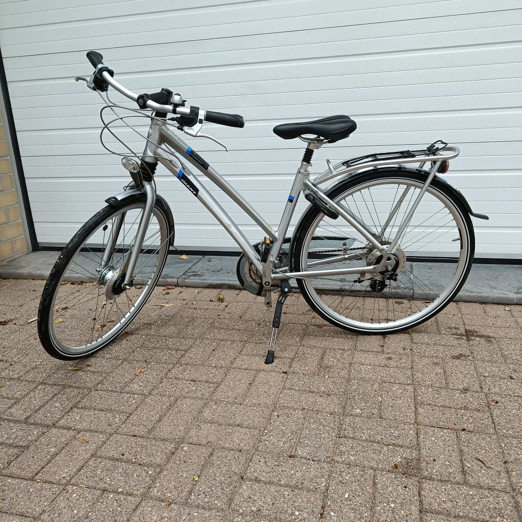 Giant, Fietsen en Brommers, Fietsen | Mountainbikes en ATB, Ophalen, 45 tot 49 cm, Giant, Zo goed als nieuw