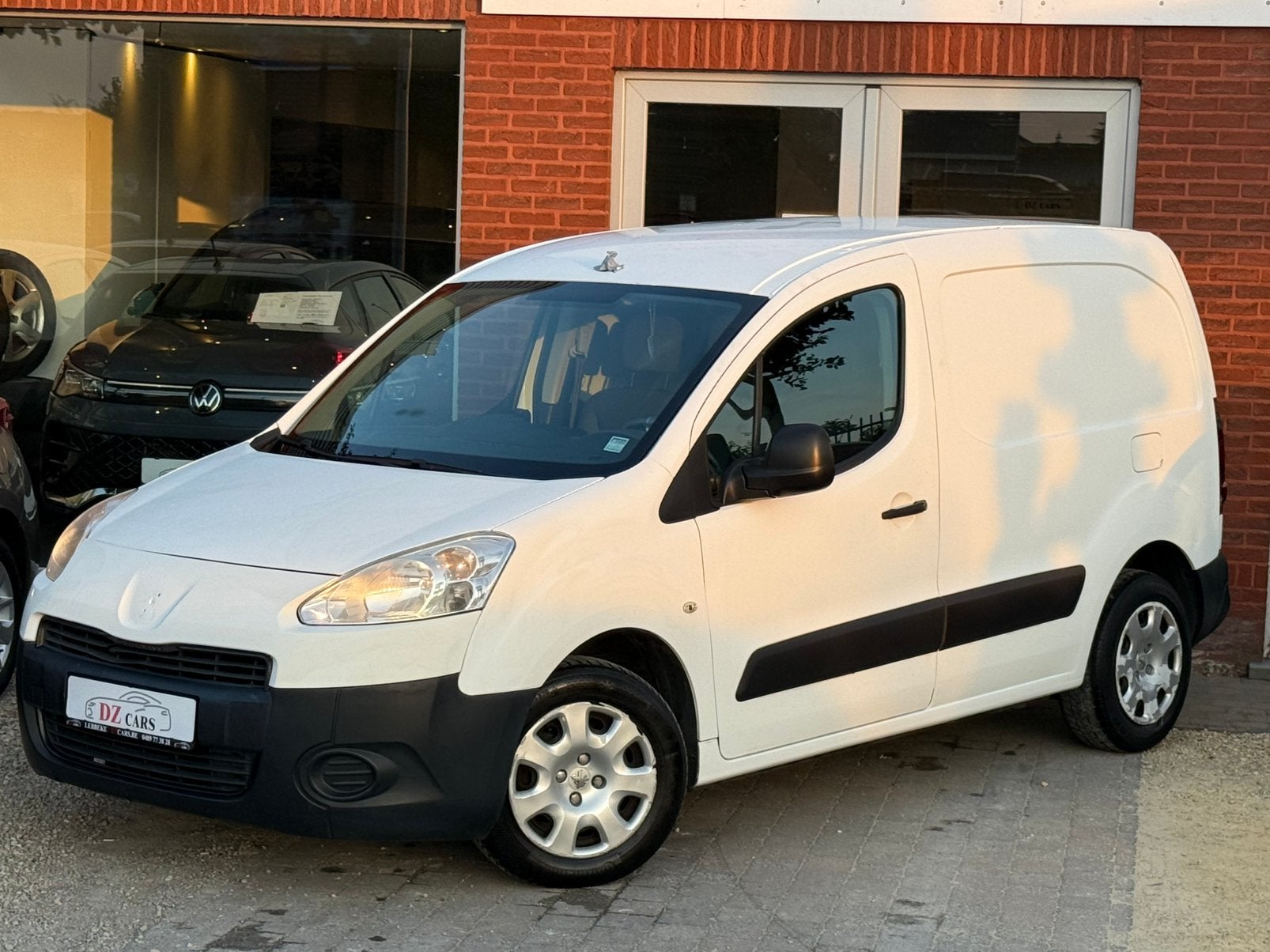 PEUGEOT PARTNER 1.6HDI 90CV |CLIMATISATION | RADIO CD | PDC, Euro 5, 4 portes, Entreprise, 3 places