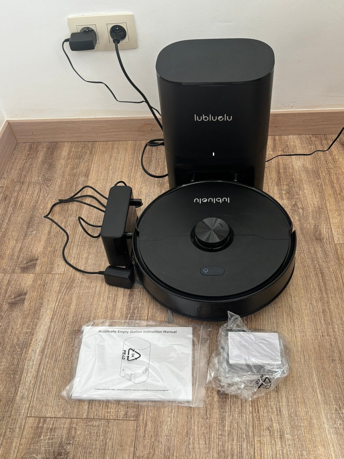 Machine robot aspirateur est laver, Electroménager, Réservoir, Autres marques, Comme neuf, Aspirateur robot
