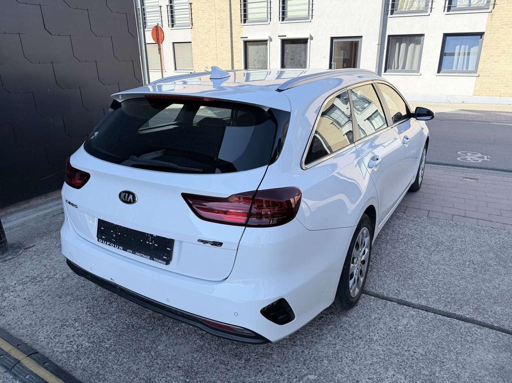 Kia Ceed SW / cee'd SW 1.0 I Navi Edition, Auto's, https://public.car-pass.be/vhr/f85bf44f-9572-4e6c-9cf9-2bad3610eb2c, Gebruikt
