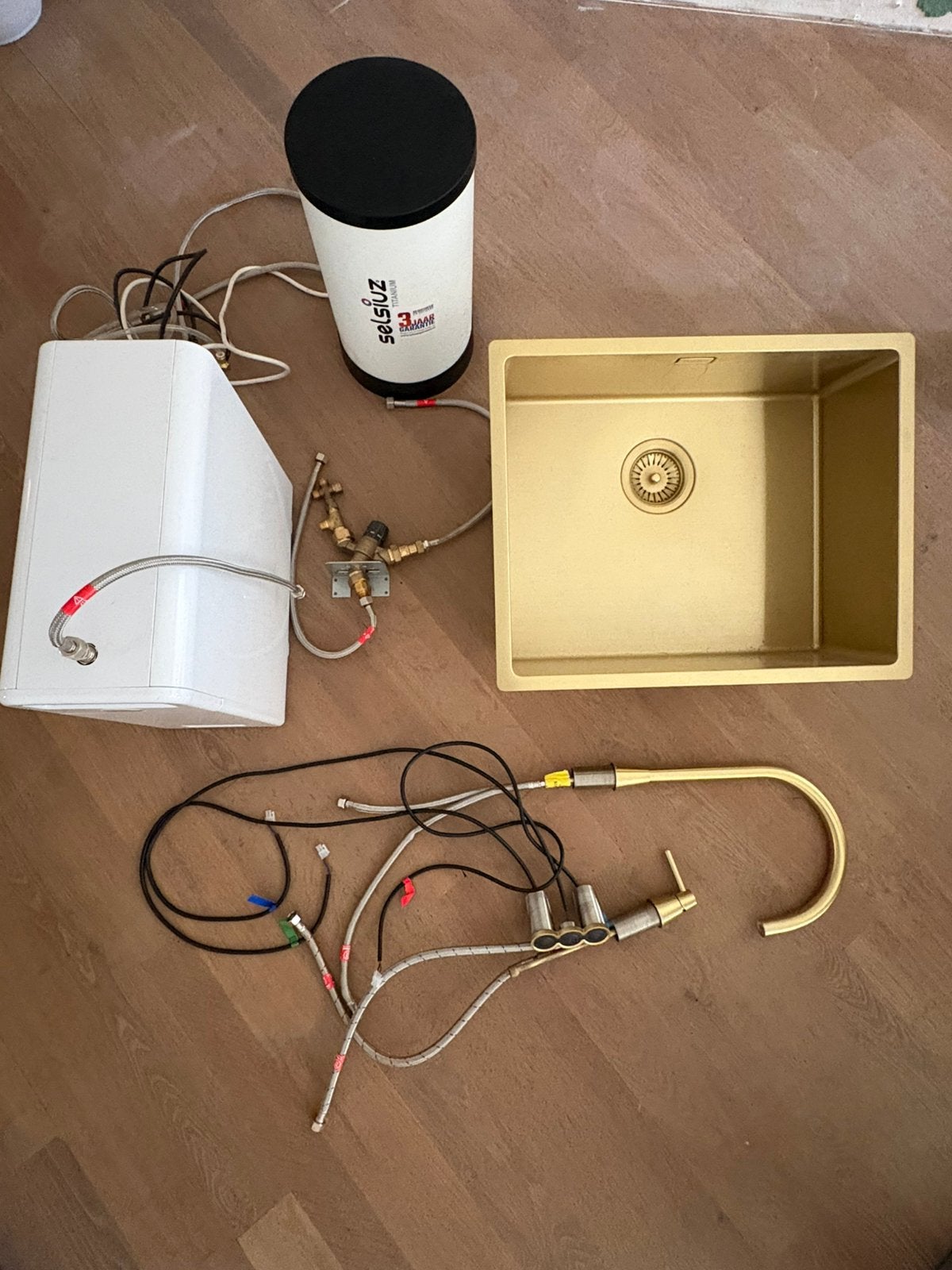 Selsiuz Gold 5-in-1 kraan + Titanium boiler + Cooler + spoel, Ophalen, Zo goed als nieuw