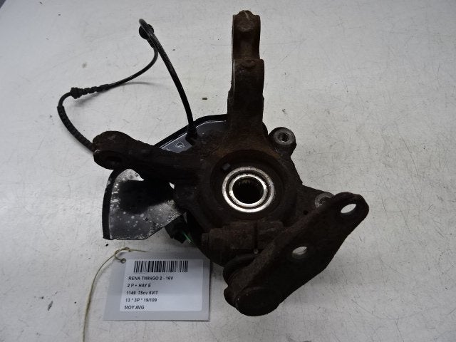 MOYEU DE ROUE AVANT GAUCHE Renault Twingo II (CN), Renault, Mevr. I. Hauben, Utilisé, Rue de l'Espoir 34 34
4030  GRIVEGNÉE, BE