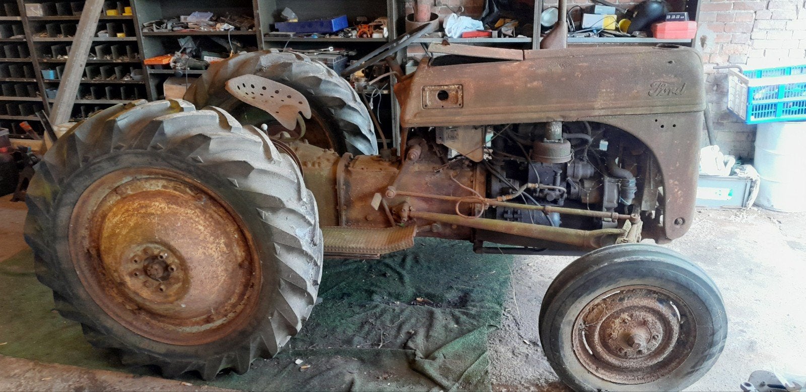 ford 8n slooptractor zonder motor fordson, Articles professionnels, Agriculture | Tracteurs, Enlèvement, Ford
