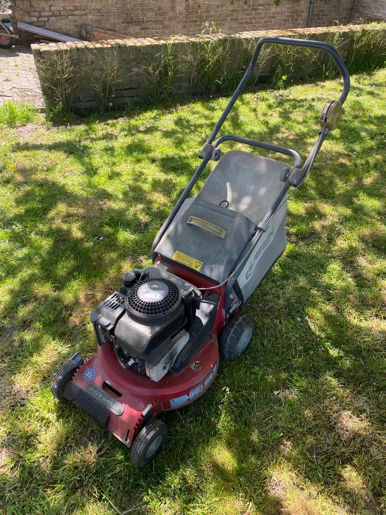 Grasmaaier Benzine (Geen zelftrekker), Ophalen, Zo goed als nieuw
