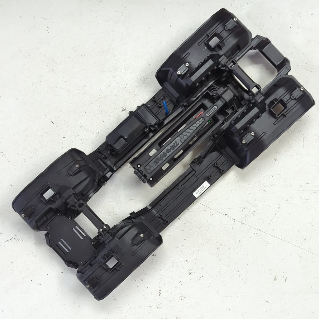 Traxxas TRX-4 clipless chassis + aanbouwdelen (Chevy Blazer), Ophalen of Verzenden, Gebruikt, Schaal 1:10, Onderdeel