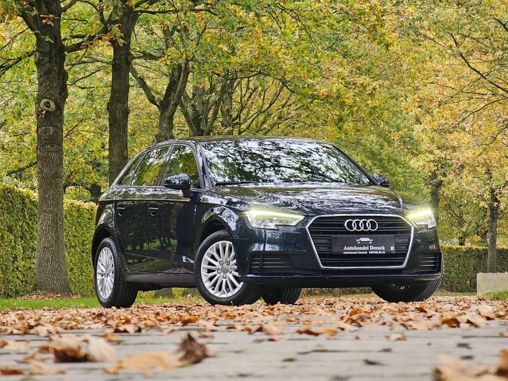 Audi a3 30TFSI STRONIC | AUTOMATIQUE | DAB | TVA |, Autos, Audi, Achat, Euro 6, Entreprise, Entretenue par le concessionnaire