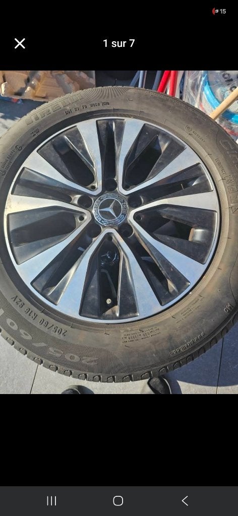 4 jantes Mercedes en excellent état + pneus été 16" W177, Autos : Pièces & Accessoires, Pneus & Jantes, 16 pouces, Véhicule de tourisme