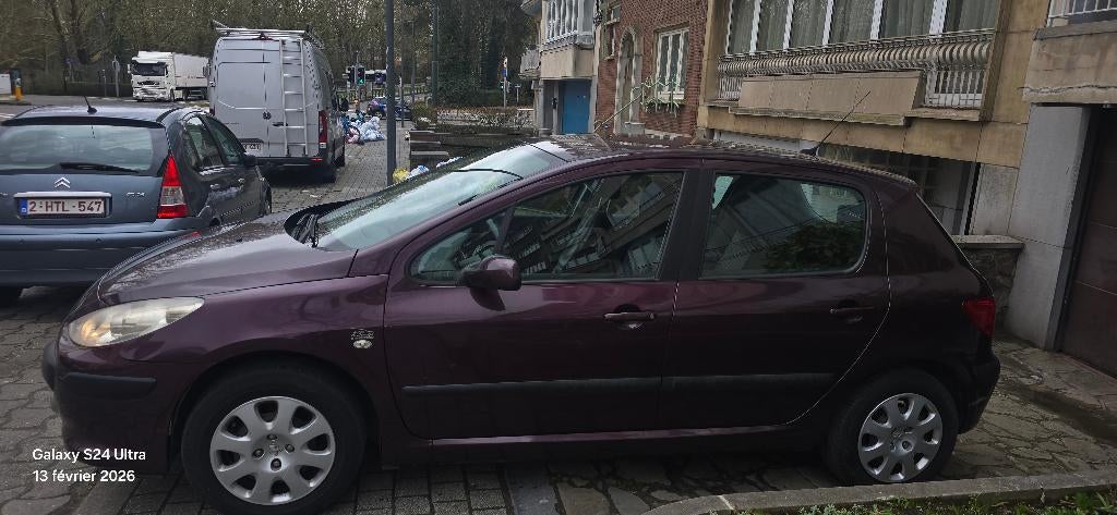 PEUGEOT 307 ESSENCE 1.4, Autos, Achat, Entreprise, Boîte manuelle, Entretenue par le concessionnaire