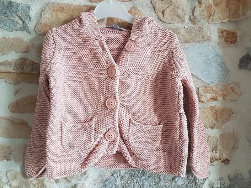JBC - Joli gilet rose poudre à capuche - T.80 cm, Kinderen en Baby's, Babykleding | Maat 80, Gebruikt, JBC, Ophalen of Verzenden
