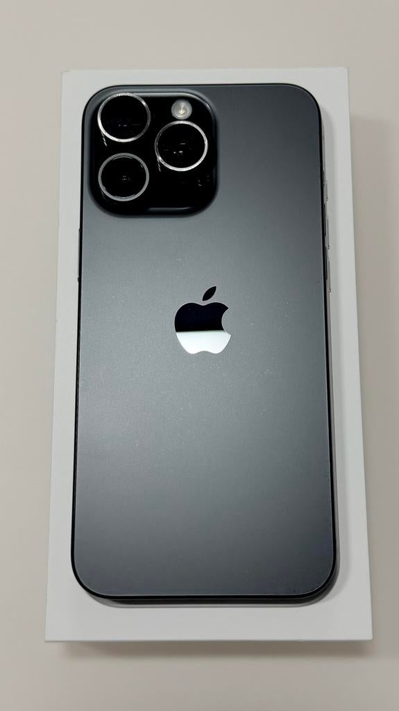 iPhone 15 pro Max - Titane noir - 256GB, Télécoms, Enlèvement ou Envoi, Comme neuf, Noir, IPhone 15