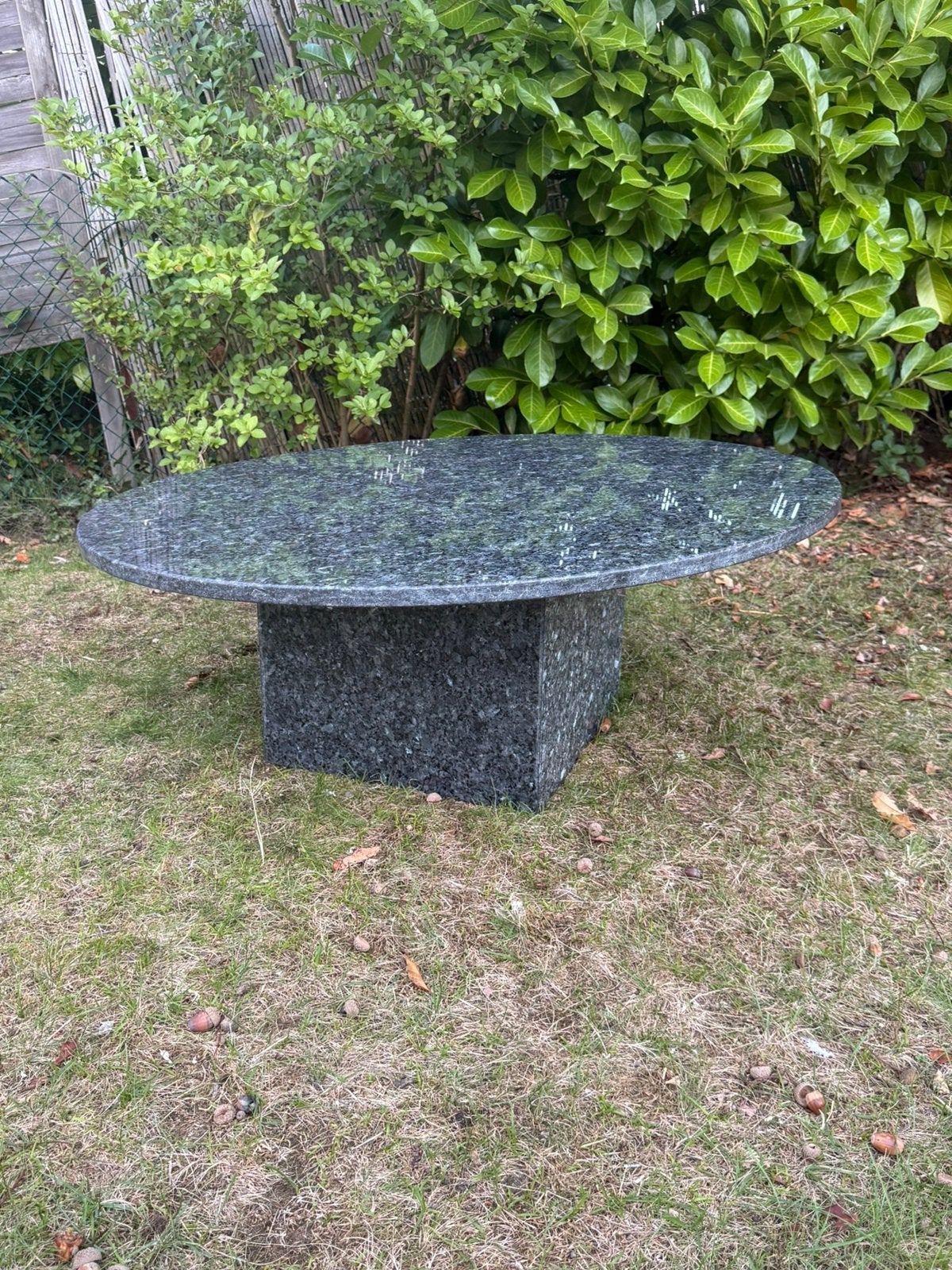 Table basse ovale en granit / marbre  bleu-gris, Enlèvement, Comme neuf