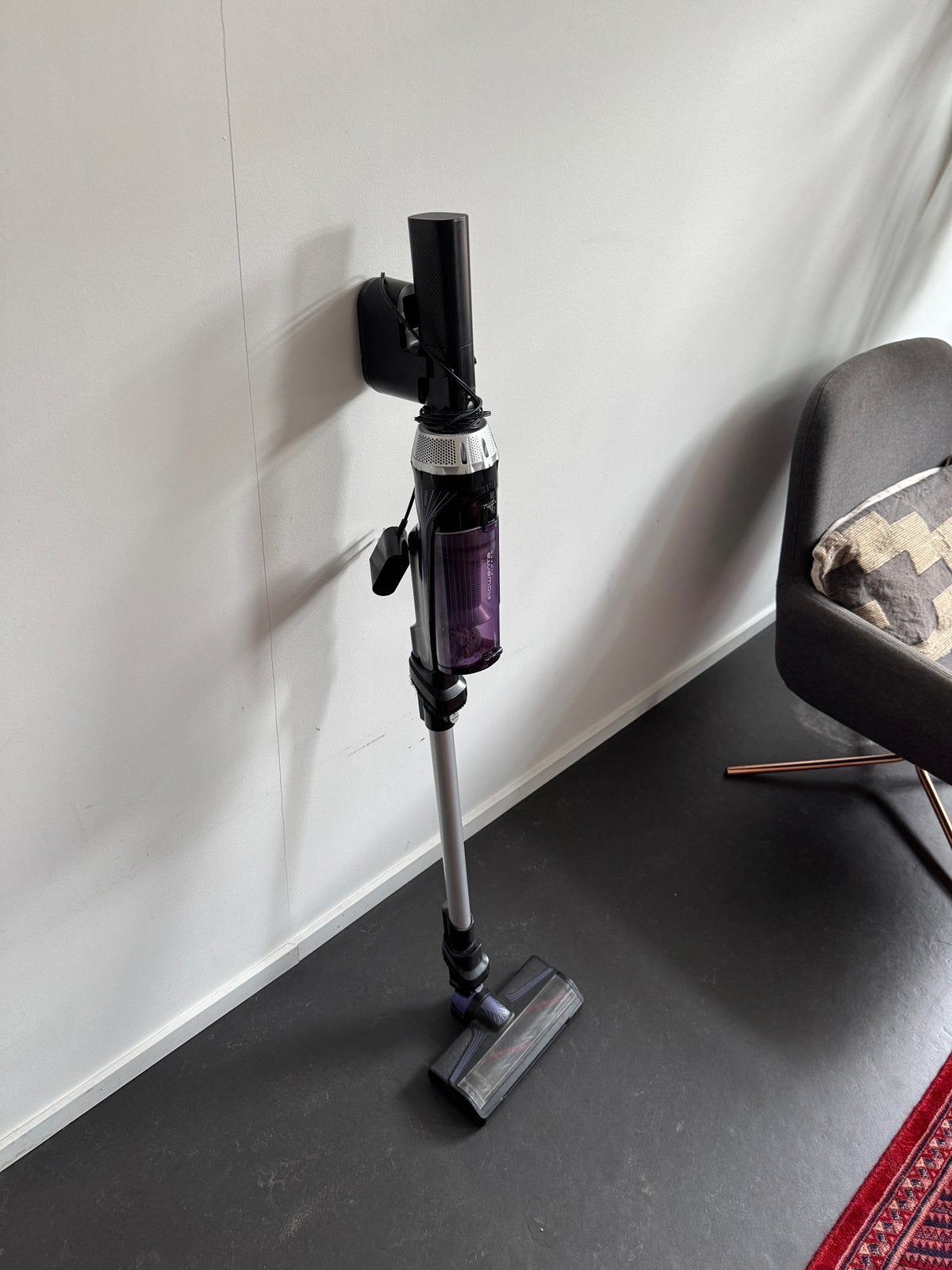 Handige Rowenta x-nano draadloze steelstofzuiger, Elektronische apparatuur, Kruimeldief, Draadloos, Zo goed als nieuw, Reservoir