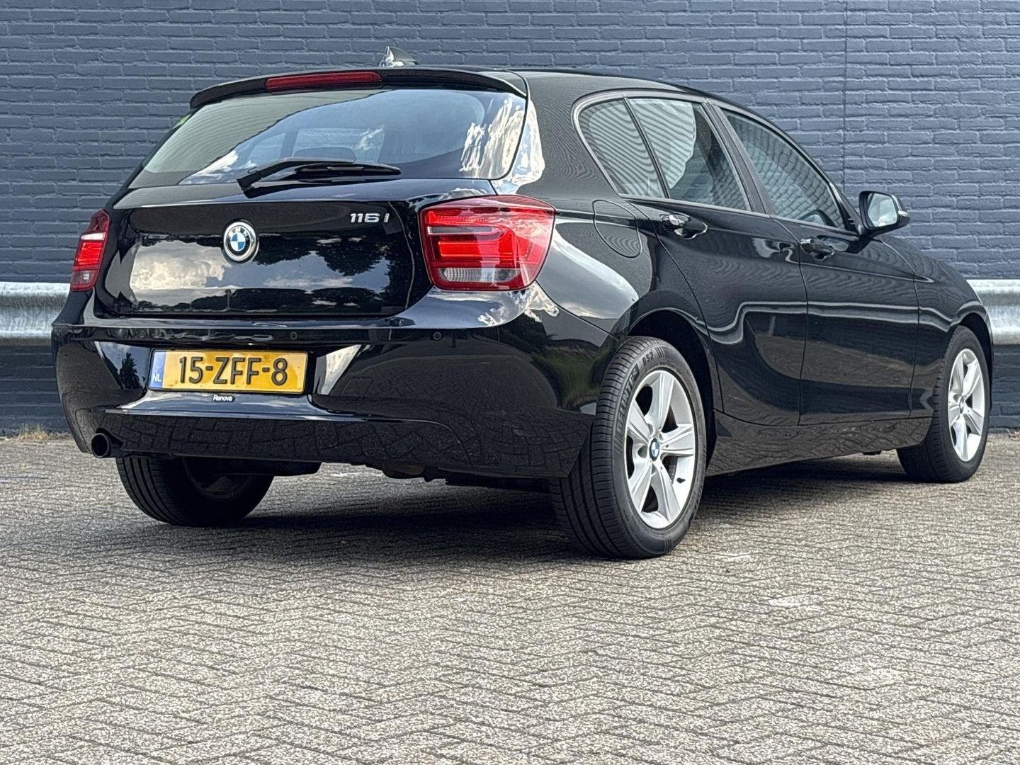 BMW 116 1-serie 116i Upgrade Edition | Dakota Leder | Airco, Auto's, BMW, 1 Reeks, Zwart, Bedrijf, Cruise Control