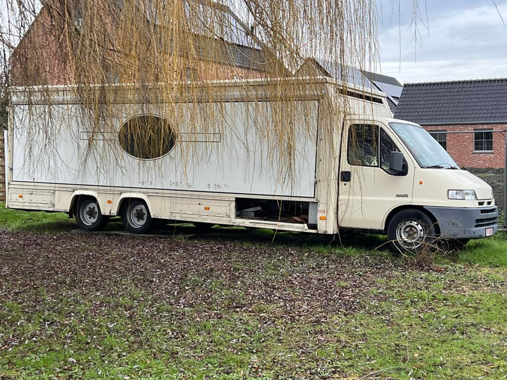 Foodtruck te koop, Ophalen