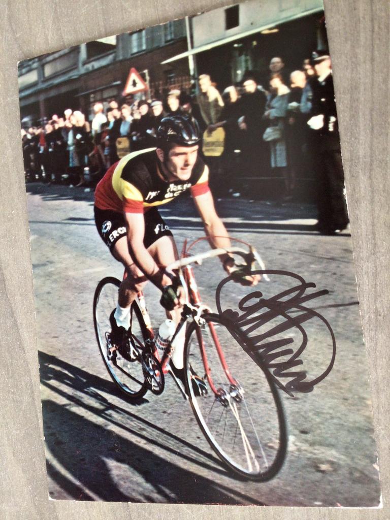 Wielerkaart 1969 team flandria roger de vlaeminck signe, Verzenden