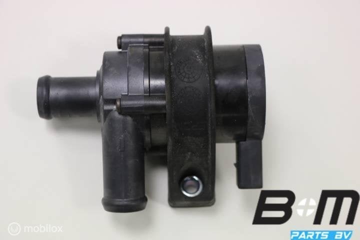 Extra waterpomp VW Golf 6R Cabrio, Gebruikt