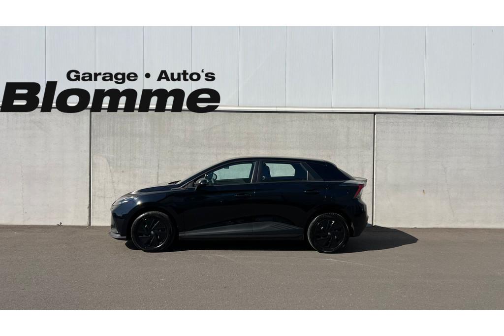 MG Mg4 electric Standard 51 kWh (bj 2023, automaat), Automaat, Achterwielaandrijving, Gebruikt, Zwart