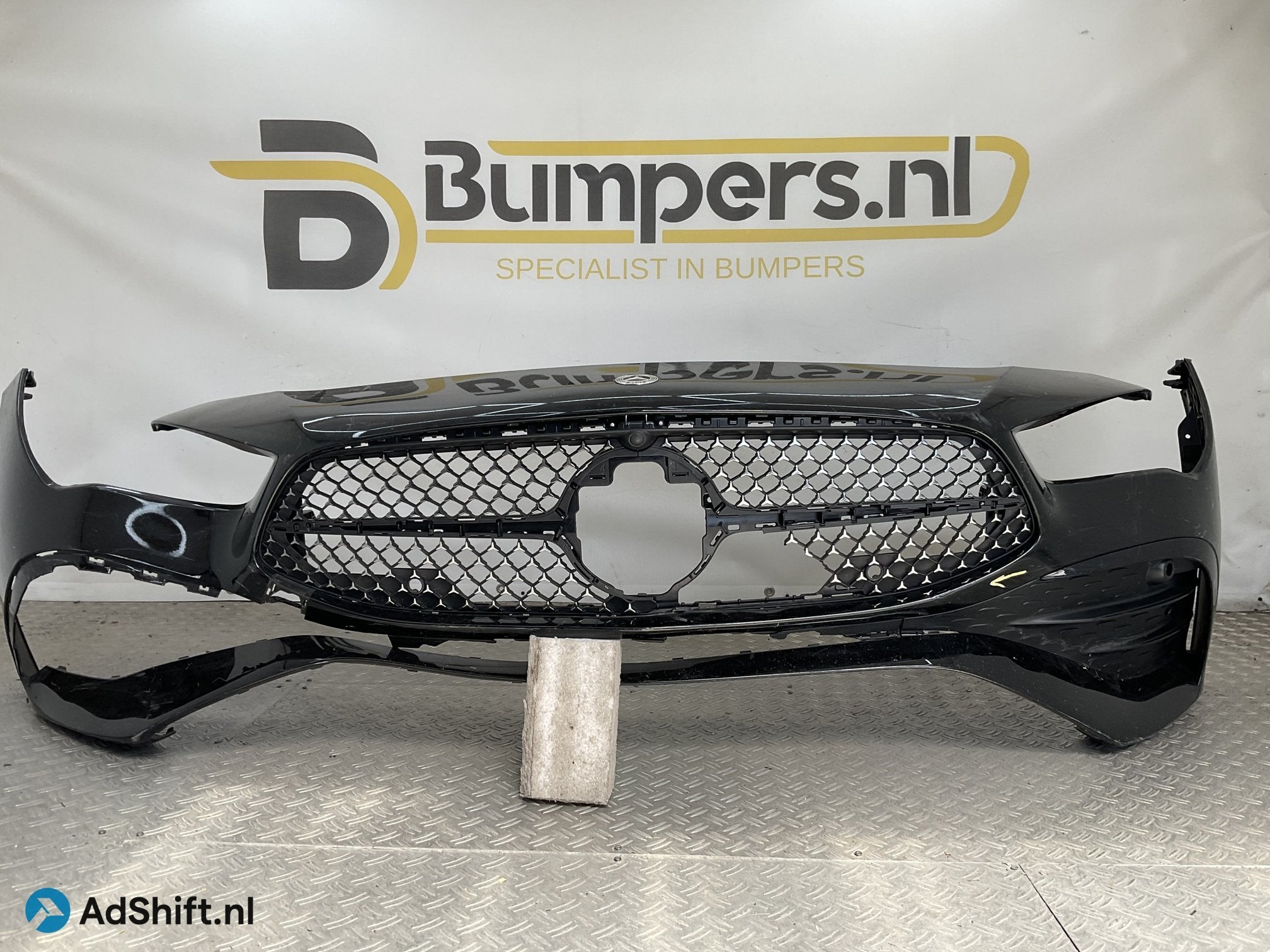 Bumper Mercedes CLA W118 AMG Facelift 23- A1188856303 Voorbu, Auto-onderdelen, Bumper