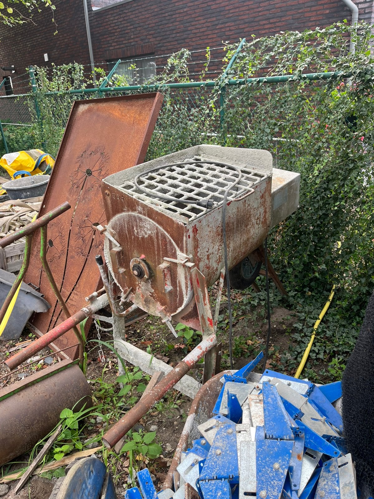 Cement mixer (voor te voegen), Doe-het-zelf en Bouw, Ophalen, Gebruikt
