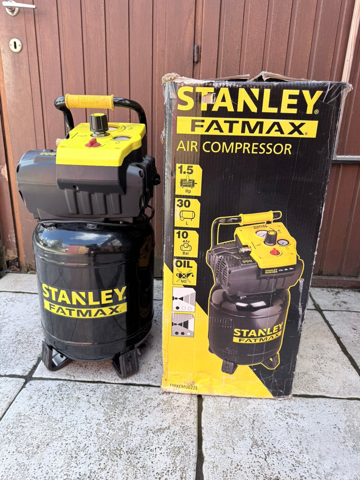 Stanley Fatmax TAB 200/10/30VW compressor olievrij 30L, Ophalen, Zo goed als nieuw