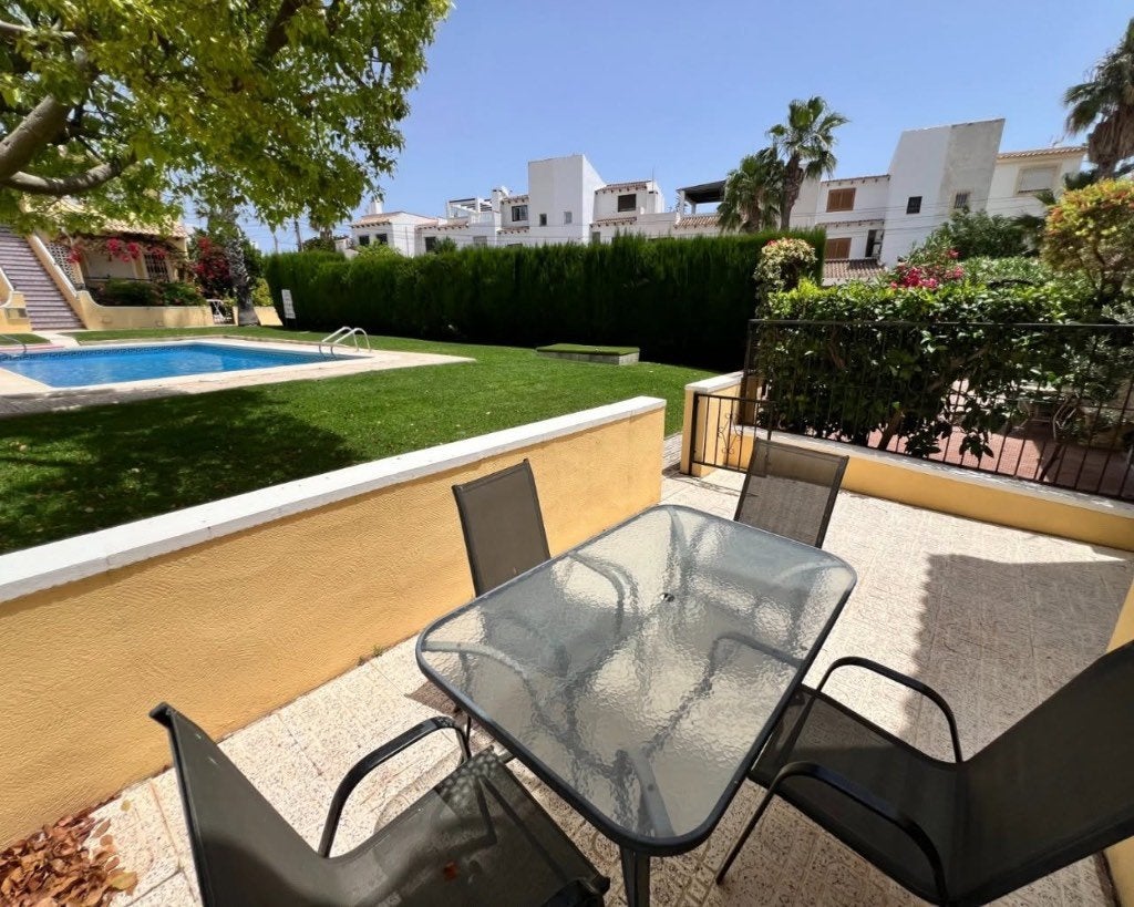 bungalow a vendre en espagne costa blanca, Dorp, Spanje, 65 m², 2 kamers