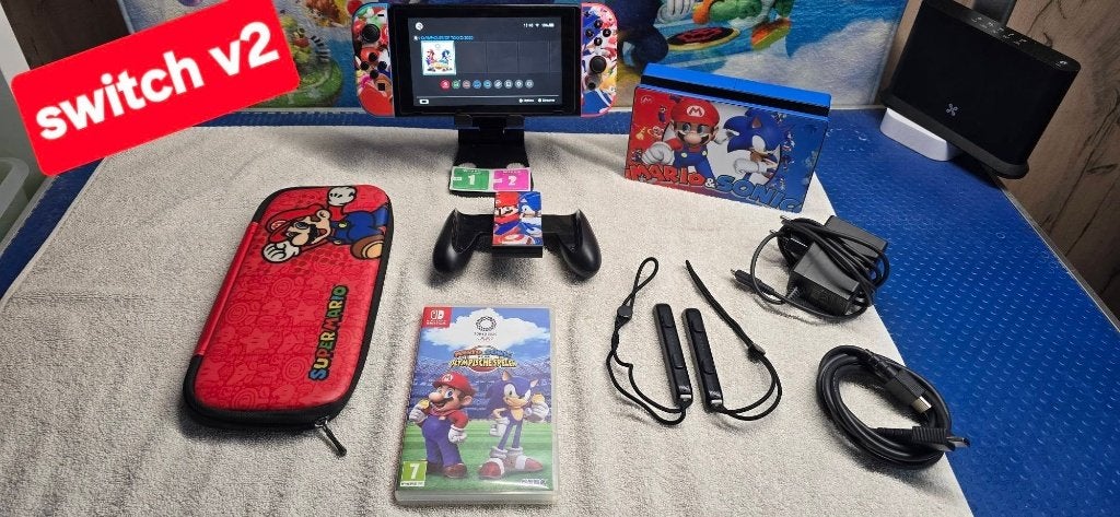 console nintendo switch v2 /custom mario + jeu & garantie, Consoles de jeu & Jeux vidéo, Jeux | Nintendo Switch, Enlèvement ou Envoi