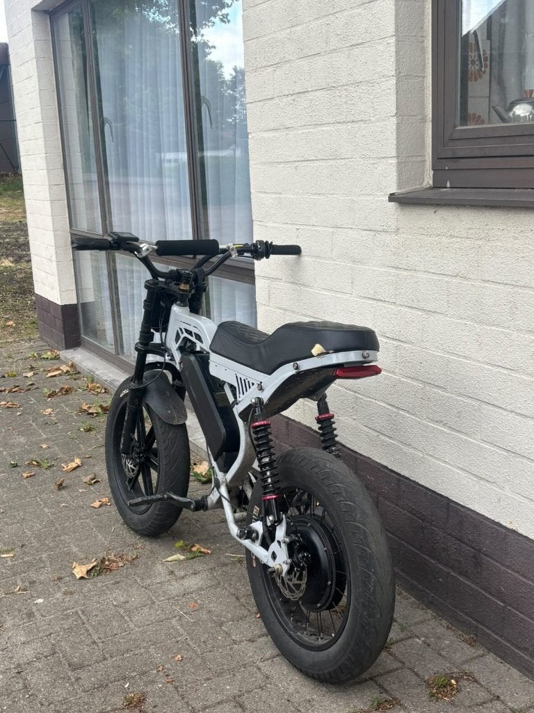 Unieke S20 Pro Limited Edition | 2000W | 60 KM/U, Vélos & Vélomoteurs, Vélos électriques, Comme neuf, 30 à 50 km par batterie