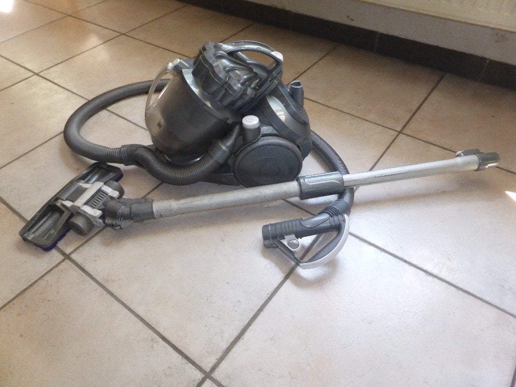 stofzuiger dyson DC08 allergy in goede werkende staat, Elektronische apparatuur, Ophalen, Gebruikt, Dyson, Sledestofzuiger