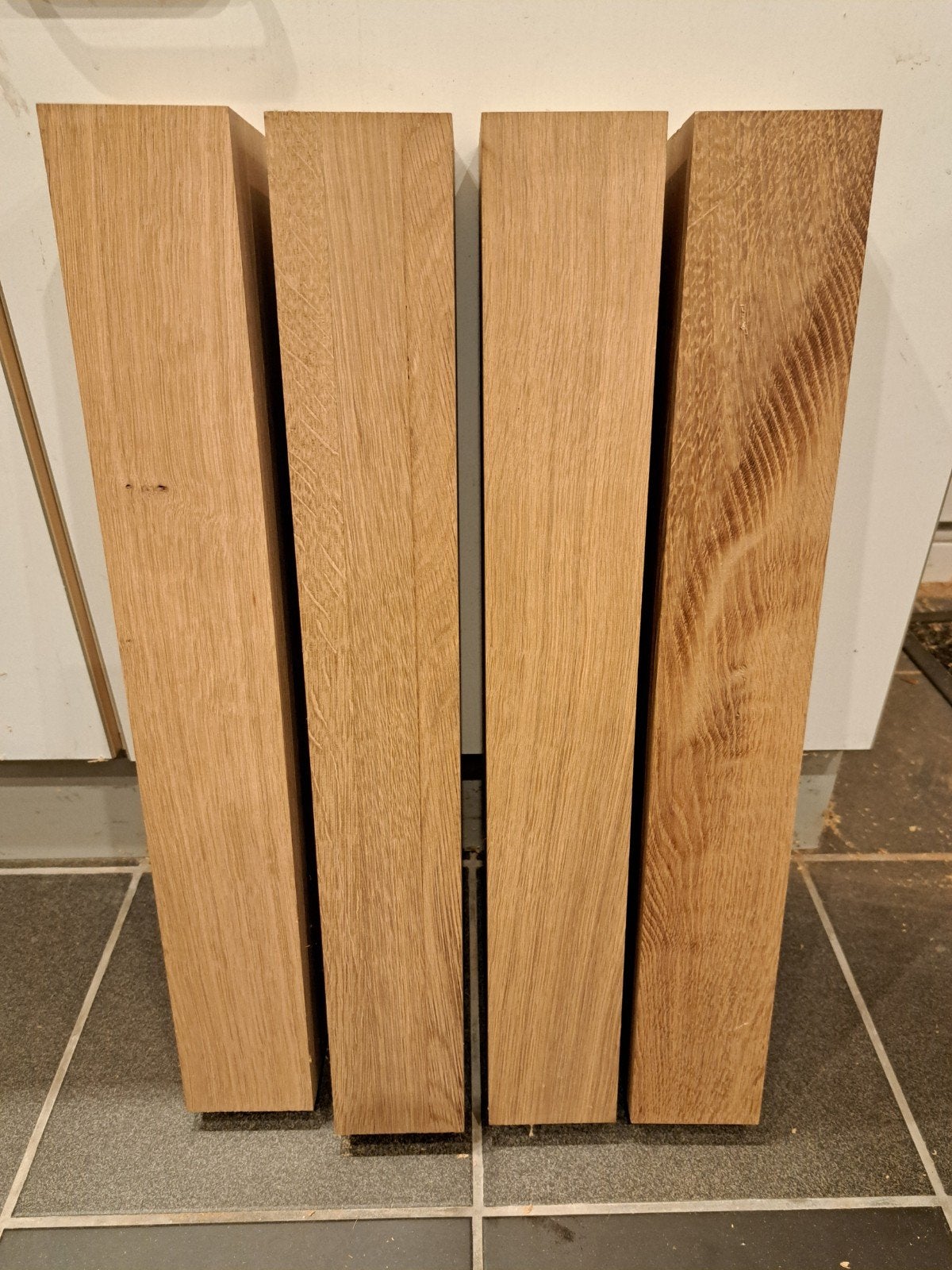 Geschaafde massief eiken balkjes, Ophalen, Eiken, Nieuw, 50 mm of meer