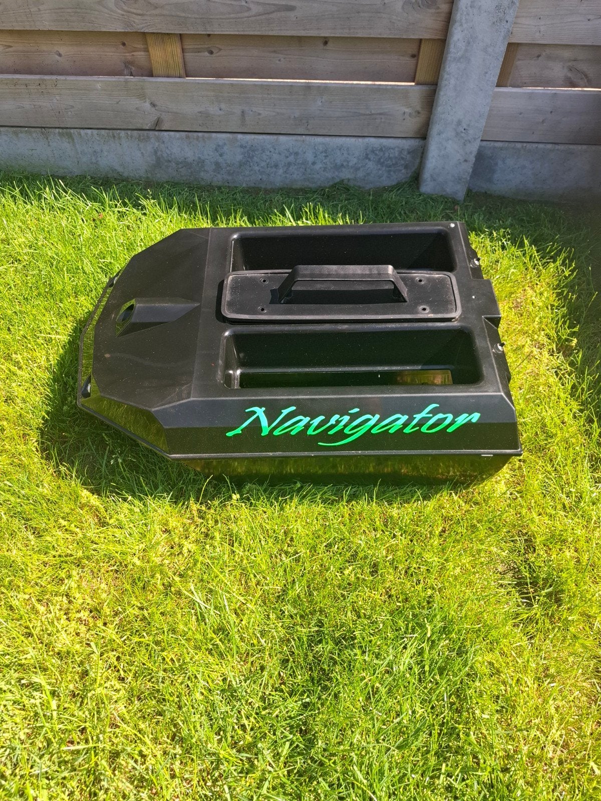Navigator voerboot met Lowrance Elite-4X dieptemeter ., Watersport en Boten, Hengelsport | Karpervissen, Ophalen