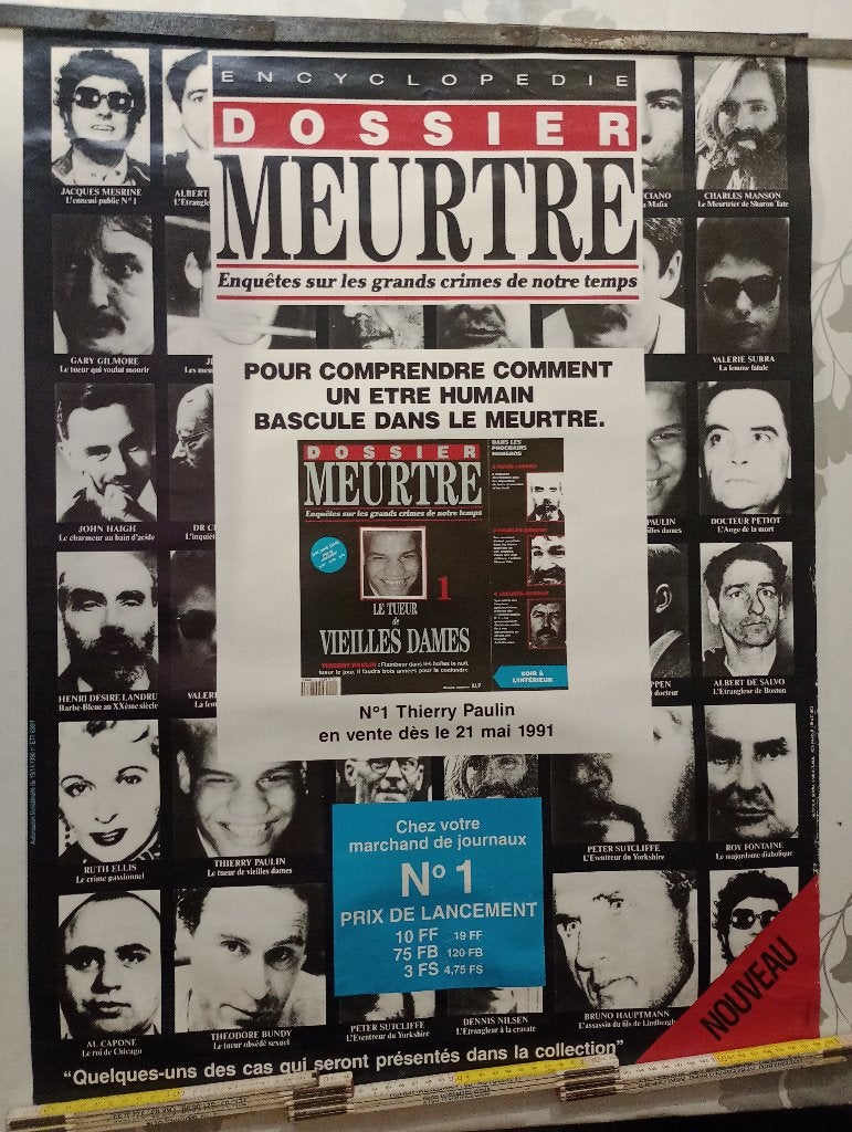 Vintage Murder Folder Kiosk Poster uit 1991 60x78cm Zeldzaam, Ophalen of Verzenden, Reclame