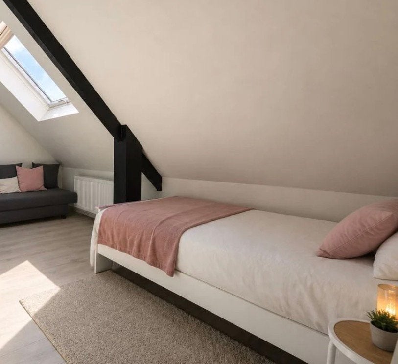 Gratis meisjes bed, 100 cm, Une personne, Enlèvement, Utilisé