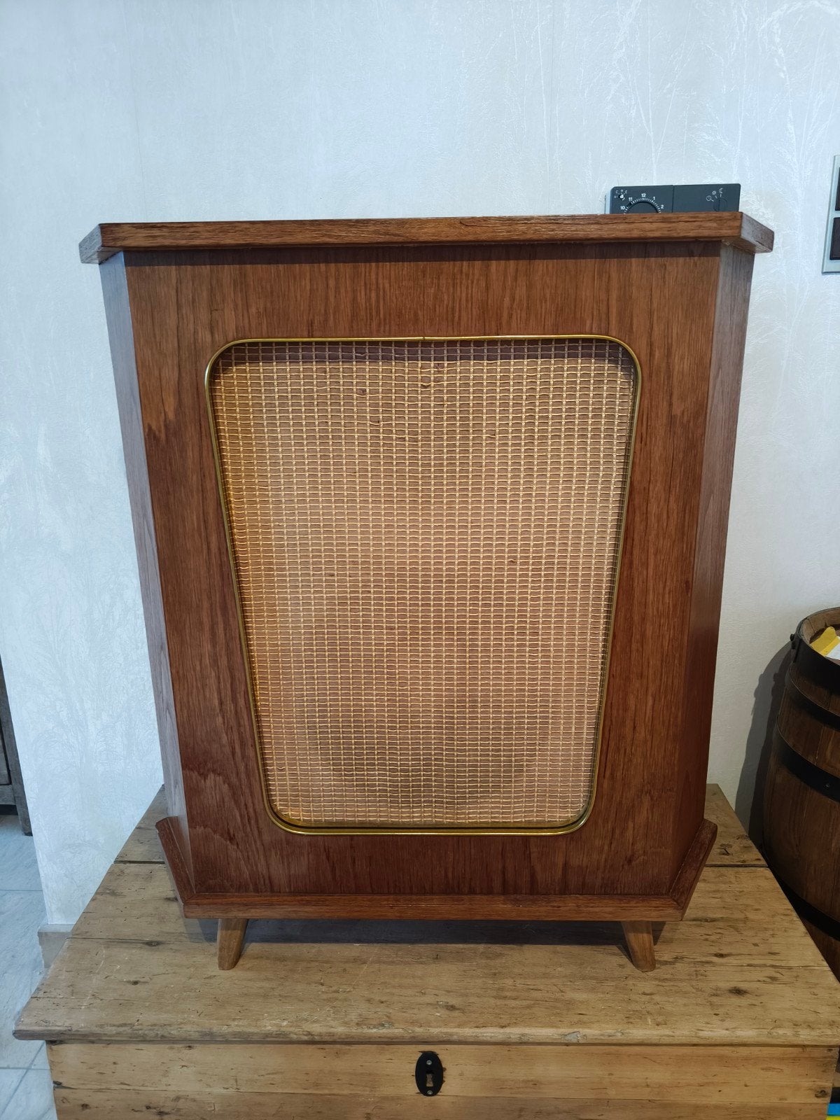 isophon G 3037, TV, Hi-fi & Vidéo, Enlèvement