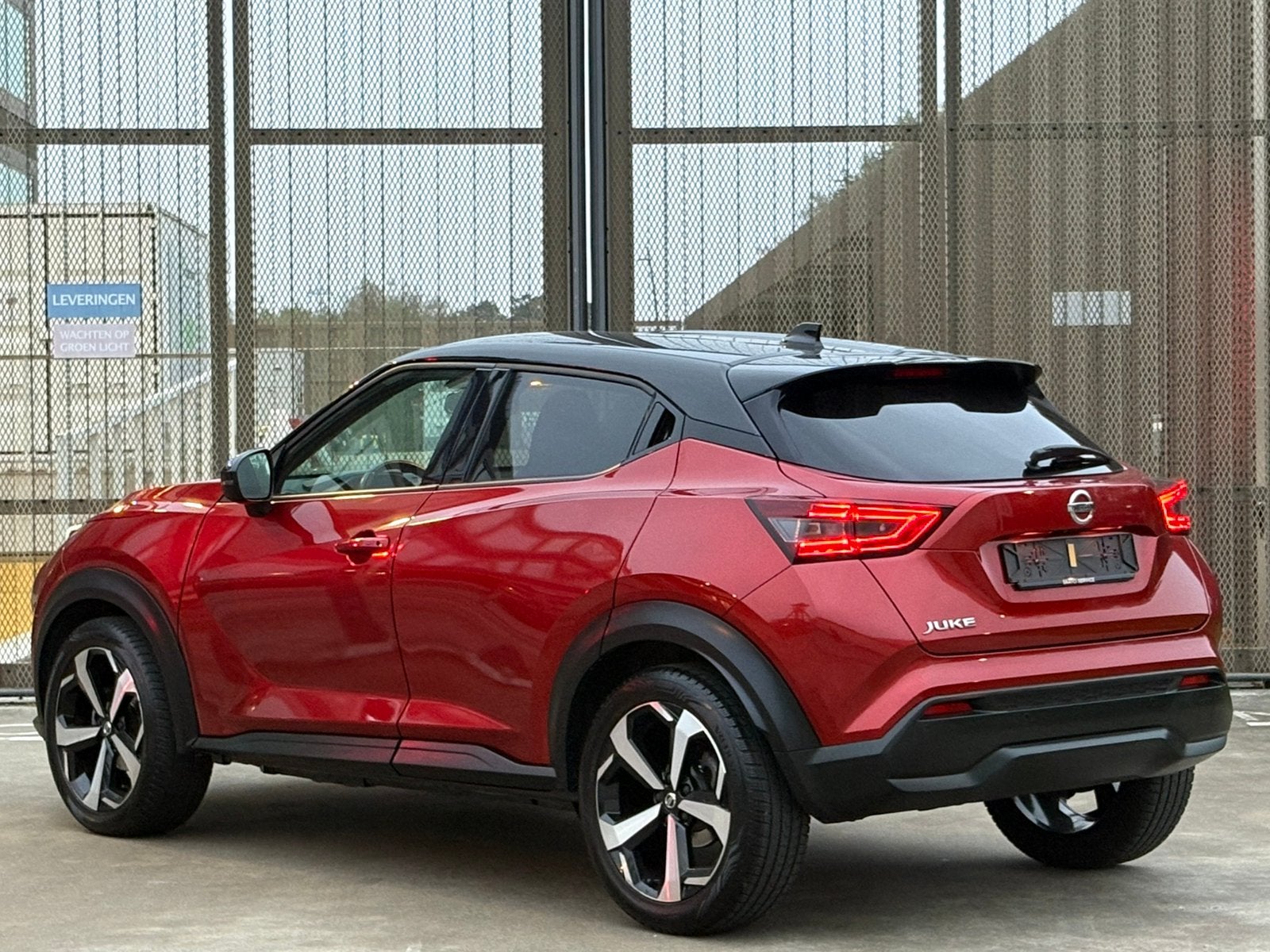 Nissan Juke 1.0DIG-T | GARANTIE | CAM | NAVI | AIRCO | ACC |, Auto's, Stof, 5 zetels, 5 deurs, 999 cc