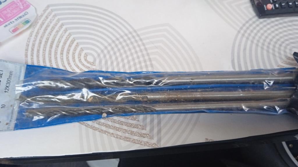 3 longues mèches à bois :300mm NEUVES différents diamètres, Enlèvement