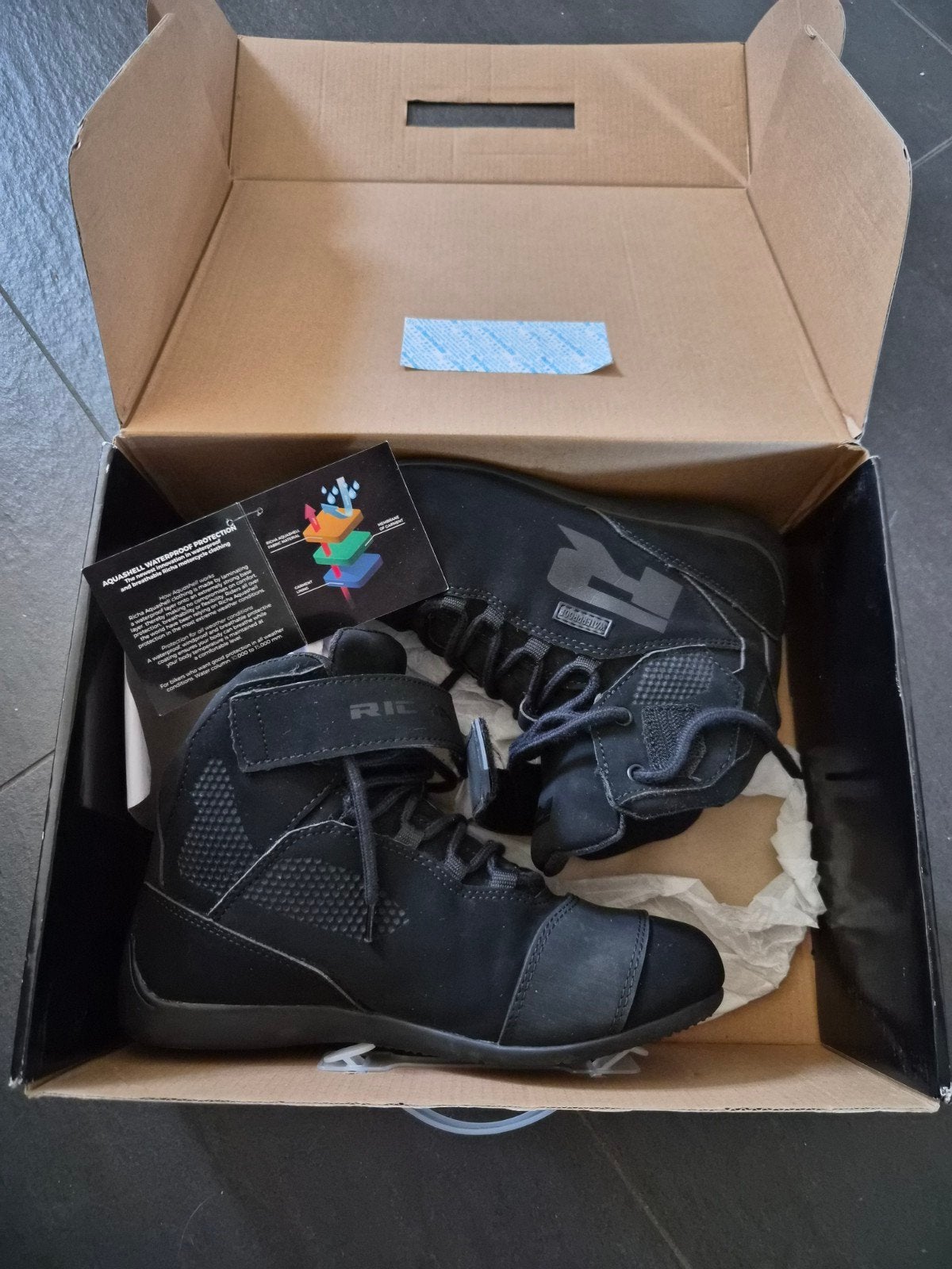 Richa Escape boot WP maat 38 black motorschoenen, Motos, Vêtements | Vêtements de moto, Enlèvement