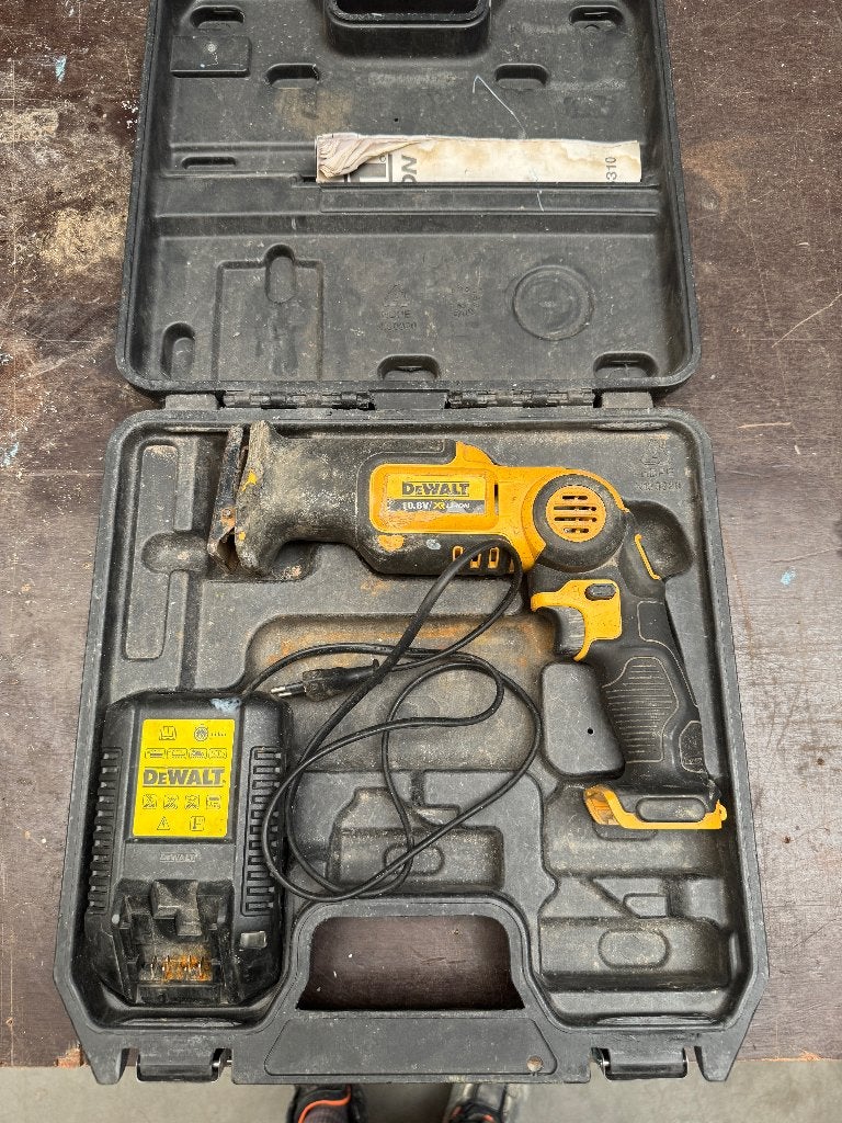 DeWALT DCS310 kantelbare reciprozaag, De Walt, Moins de 600 watts, 70 mm ou plus, Scie sabre