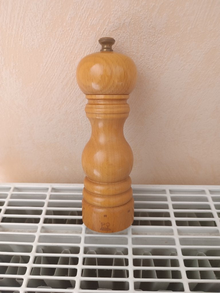A vendre moulin a poivre Peugeot, Ophalen, Gebruikt, Bruin, Vintage