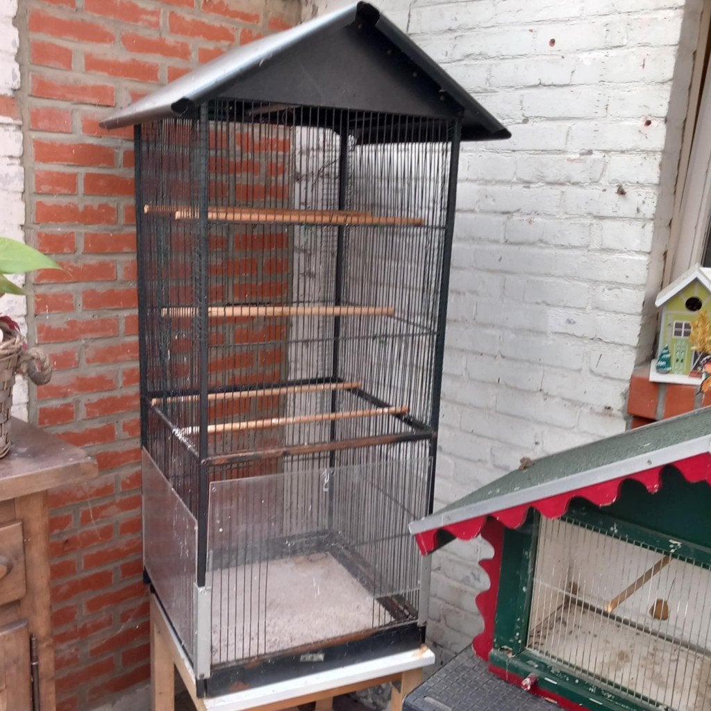 vogelkooien, Enlèvement, Utilisé