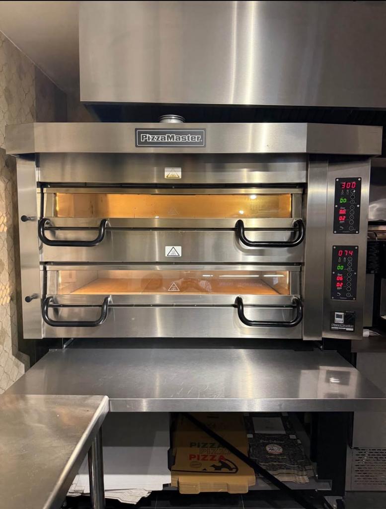 Pizza oven + alternator, Ophalen, Gebruikt, Ovens, Microgolfovens en Steamers