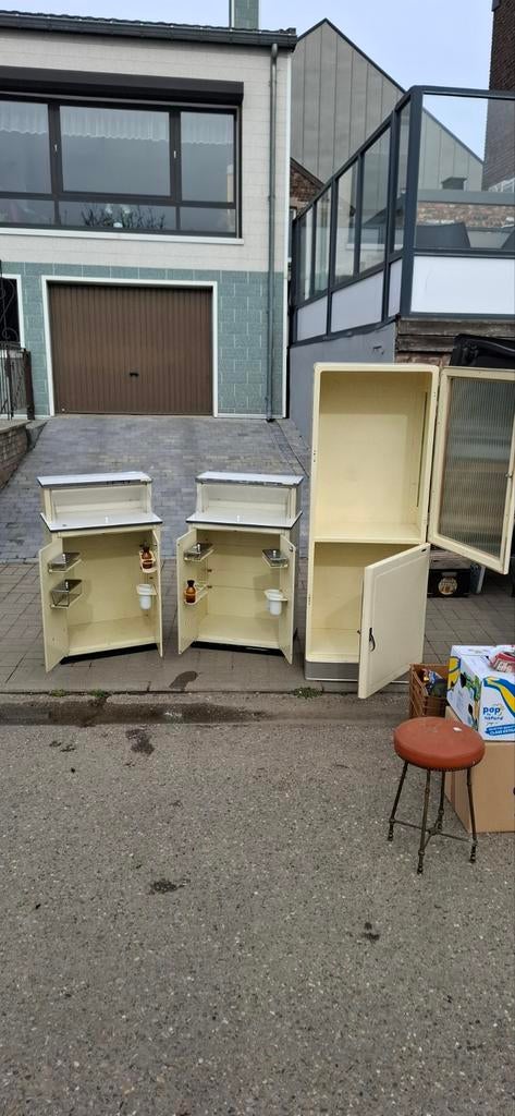 3 armoires medical maquet