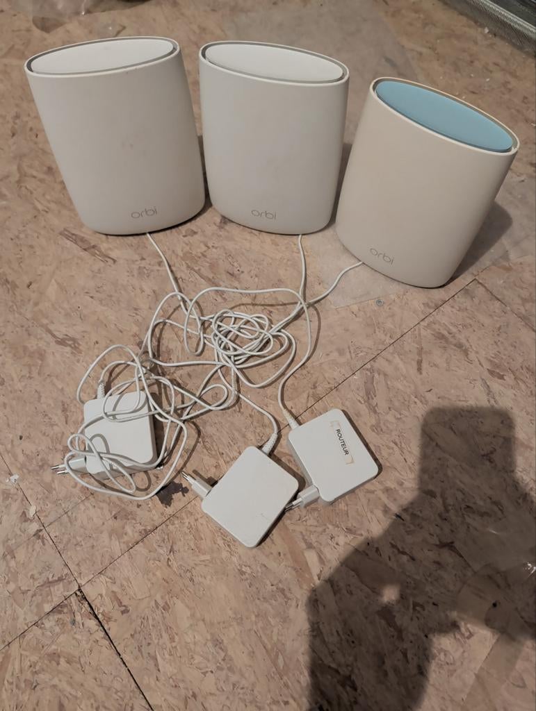 Netgear orbi rbr50 + 2 sattelite, Computers en Software
